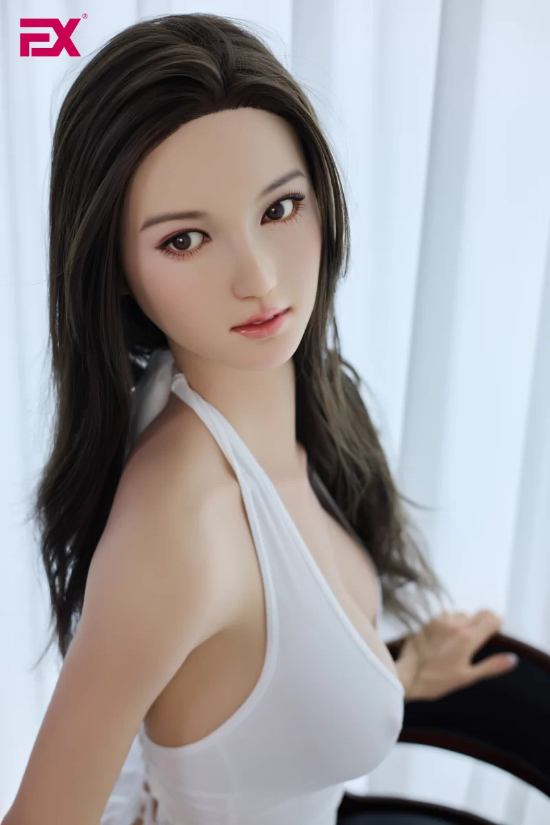 Macy - Image 3